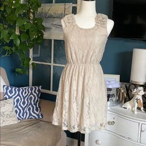Juniors Lace Ruffle Dress size Small